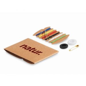 Kit de couture personnalisable avec boîte en papier kraft