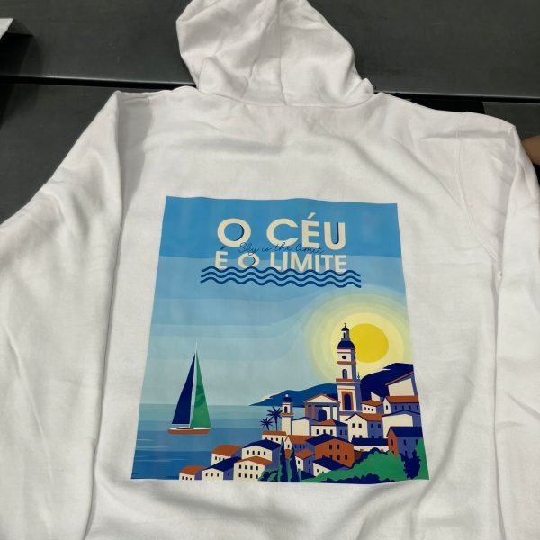 Exemple de marquage en transfert numérique sur un sweatshirt