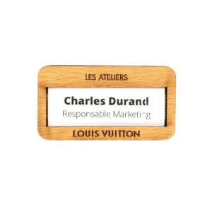 Badge en bois personnalisable et Made in France